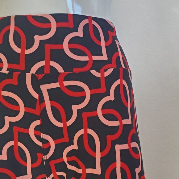 NEW LuLaRoe Valentine's Black Red Heart Leggings - Picture 9 of 9